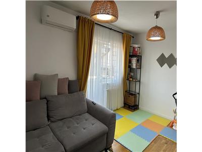 Vand apartament 2 camere,superfinisat, decomandat, parcare, ZorilorLunii